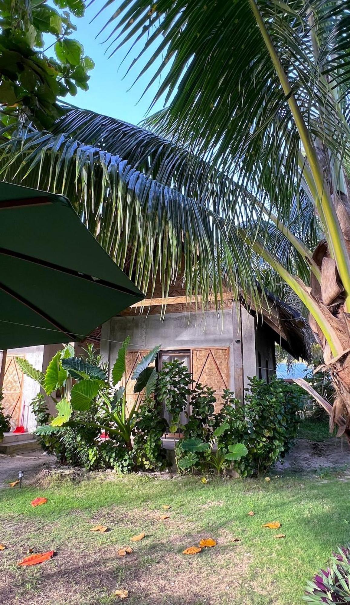 Coleto Siargao Bed & Breakfast San Isidro  Exterior photo