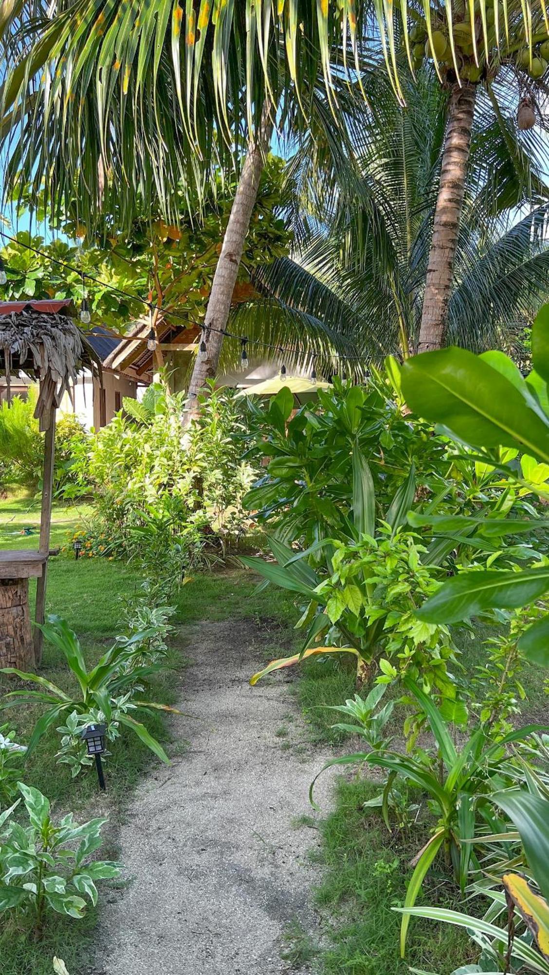 Coleto Siargao Bed & Breakfast San Isidro  Exterior photo